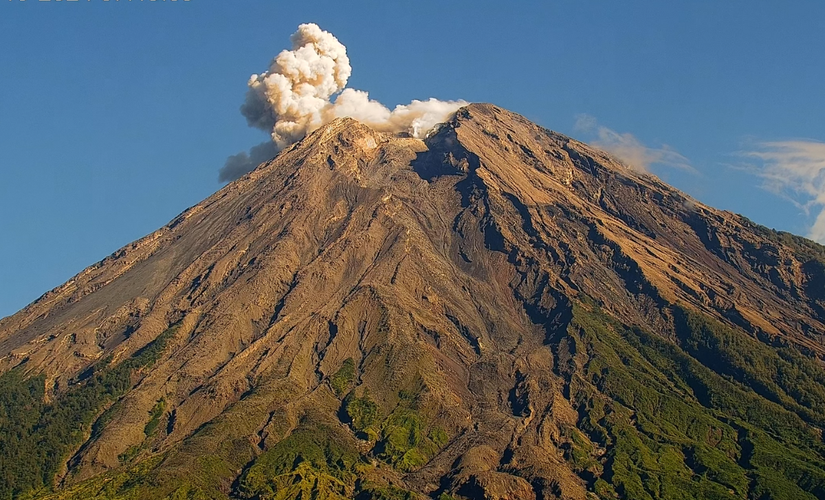 Indonesian Volcano Erupts