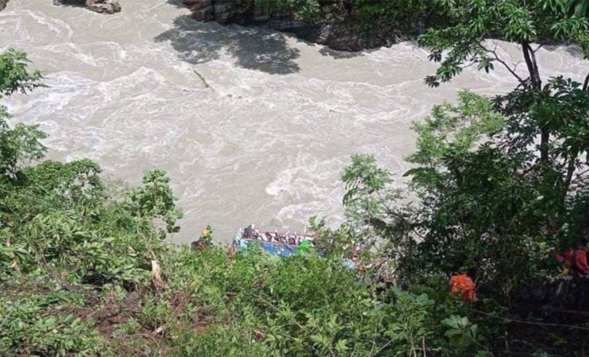 Indian Bus Accident in Tanahu