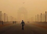 New Delhi Shuts Schools for Online Classes Due to Dangerous Smog