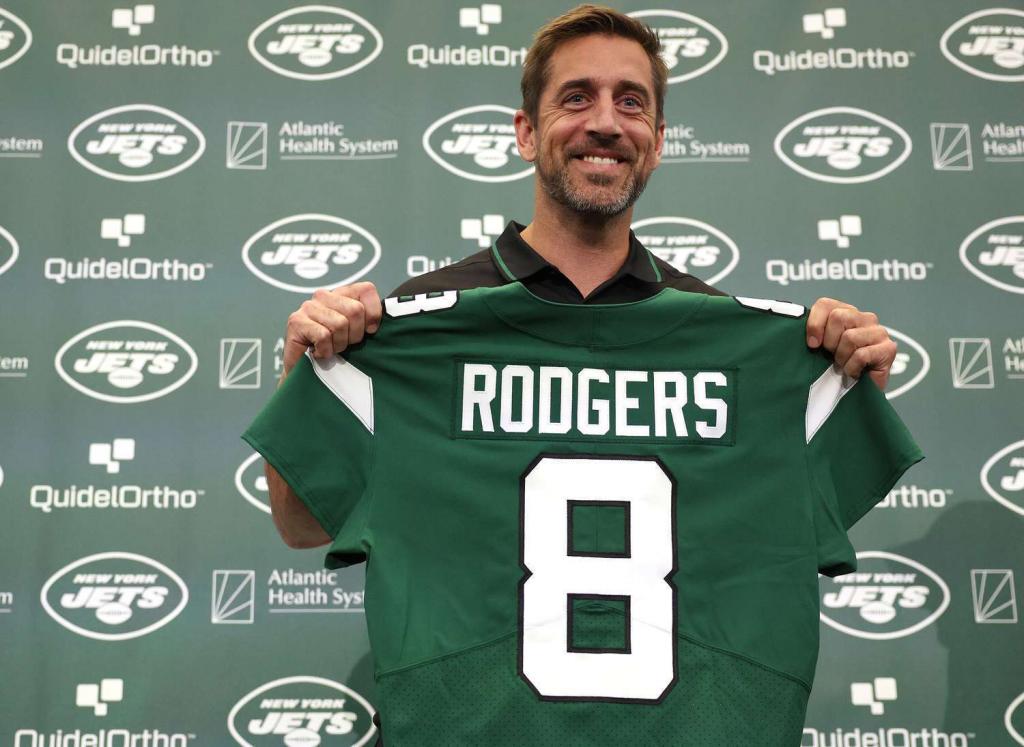 Aaron Rodgers, in his presentation with the New York Jets of the NFL.