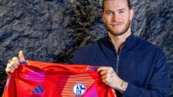 Loris Karius signs for Schalke 04